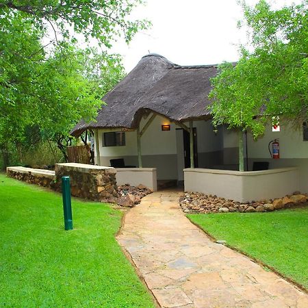 Bush Bungalows At Sun City Resort ルステンブルク エクステリア 写真