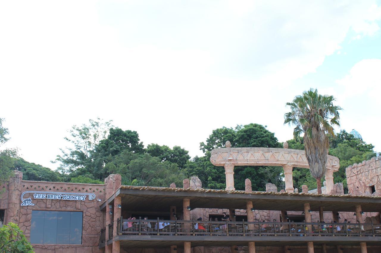 Bush Bungalows At Sun City Resort ルステンブルク エクステリア 写真