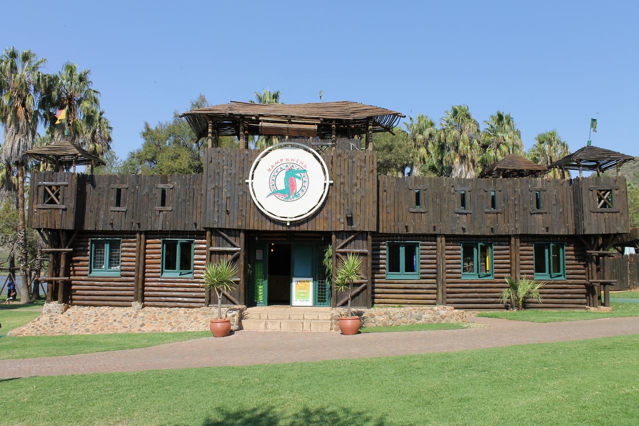 Bush Bungalows At Sun City Resort ルステンブルク エクステリア 写真