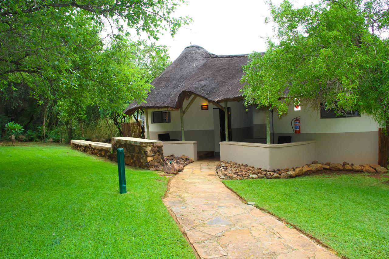 Bush Bungalows At Sun City Resort ルステンブルク エクステリア 写真